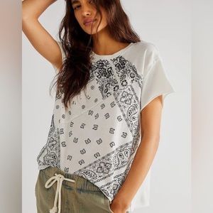 Free People Bandana Graphic Tee Size Medium in Ivory